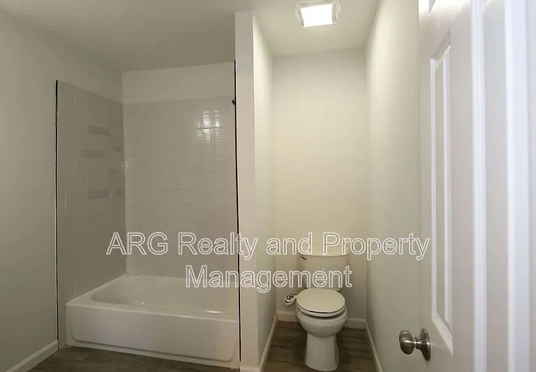 1095 Ira St SW — Photo 17