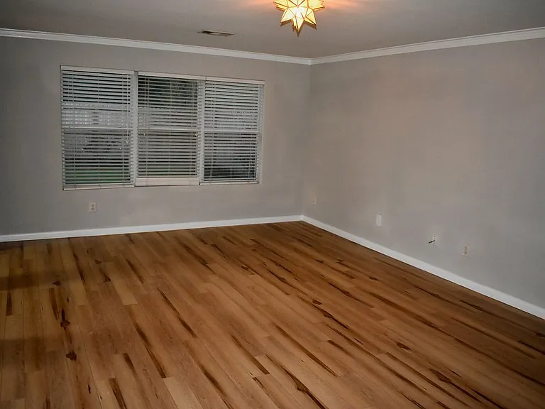 410 Laurel Sage Dr — Photo 16