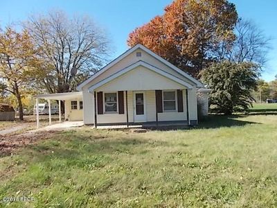 195 S Crosno Ave, Bonnie, IL, 62816