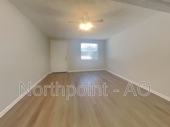 2nd image of 5414 Roanoke Blvd