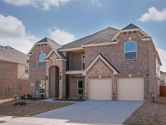 2nd image of 809 Derbyshire Ln
