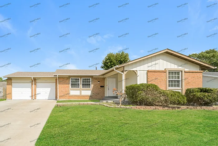 1535 Flordawn Dr