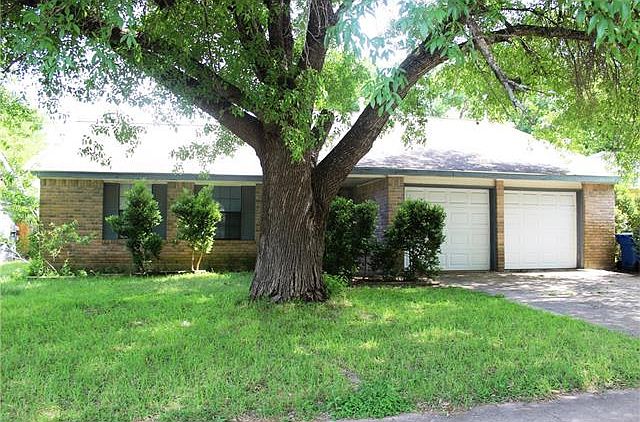 1st image of 10077 Woodland Village Dr