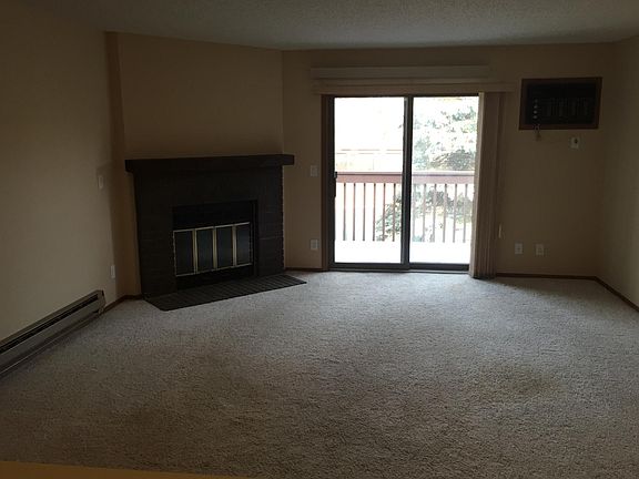 3rd image of 5447 Babcock Trl APT 105