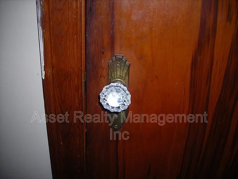 120 Holston Ct E — Photo 5
