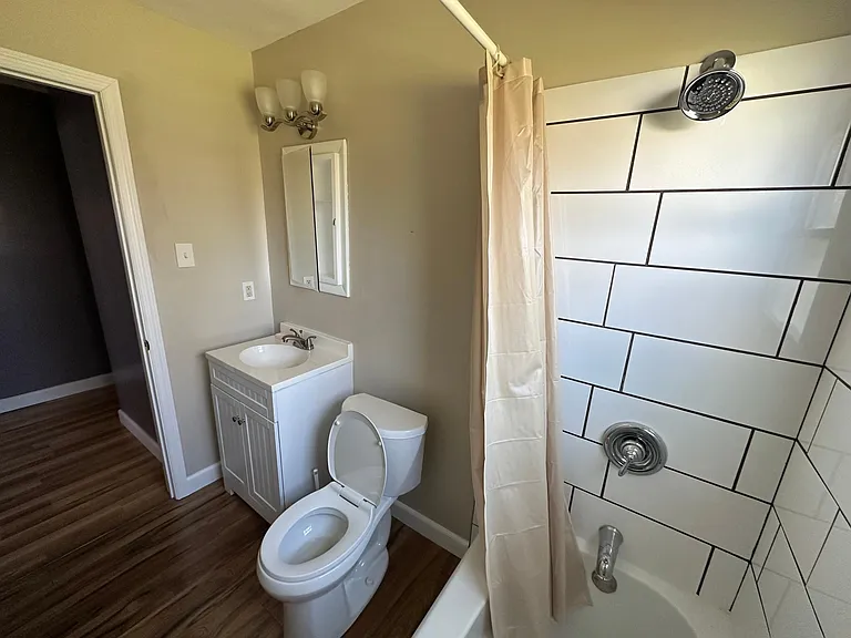 4441 Marlowe St — Photo 15