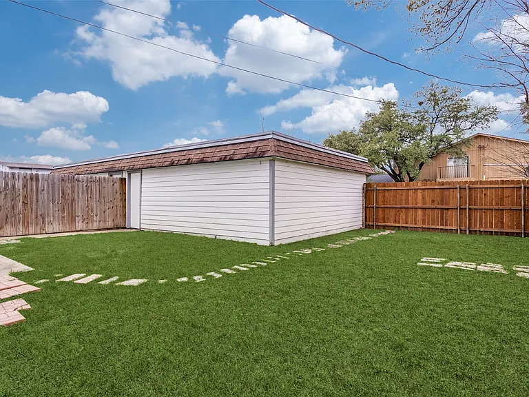 11348 McCree Rd — Photo 12