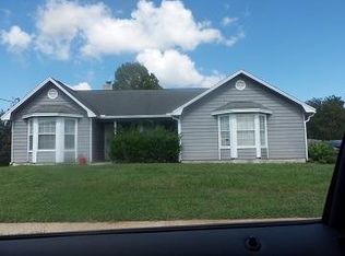 2241 Orion Lake Dr, Navarre, FL 32566