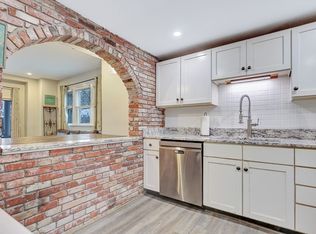 1401 Great Pond Rd APT 6, North Andover, MA 01845