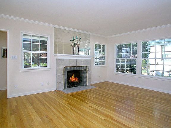 2nd image of 1194 N Holliston Ave