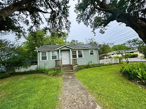 3712 Hyacinth Ave Photo 1