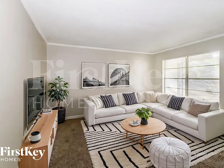 1620 Hester Rd — Photo 4