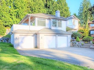 9206 Olympic View Dr, Edmonds, WA 98020