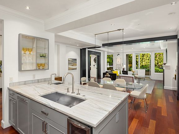4th image of 1185 Broadway E Suite 2