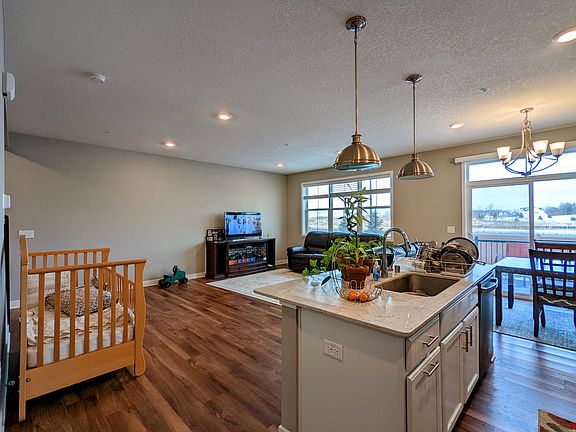 PXL_20221201_210129571_2_12052022