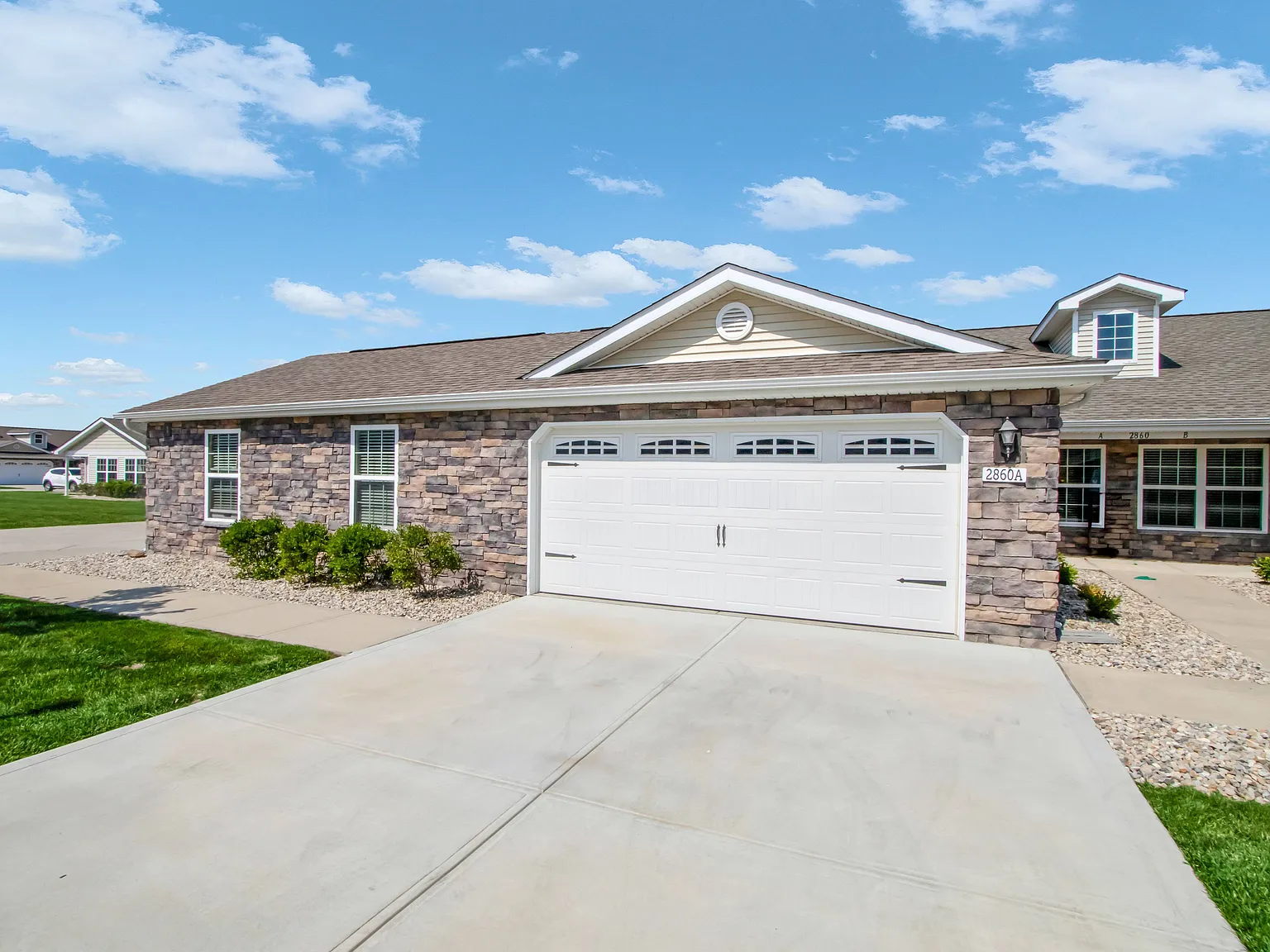 Redwood Brownsburg — Photo 1