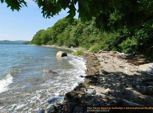 11 Genesis Ln, Verona Island, ME 04416