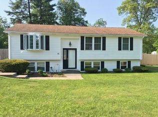 35 Driftwood Rd, Springfield, MA 01128