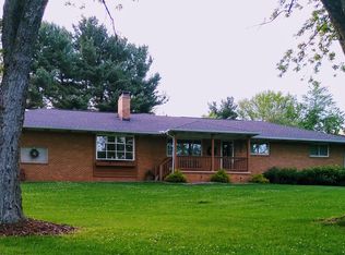 1990 Patterson Rd SW, Pataskala, OH 43062