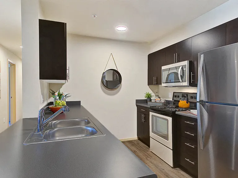 Redmond Ridge — Photo 1