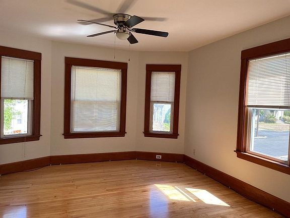 3rd image of 51 Marblehead St #51