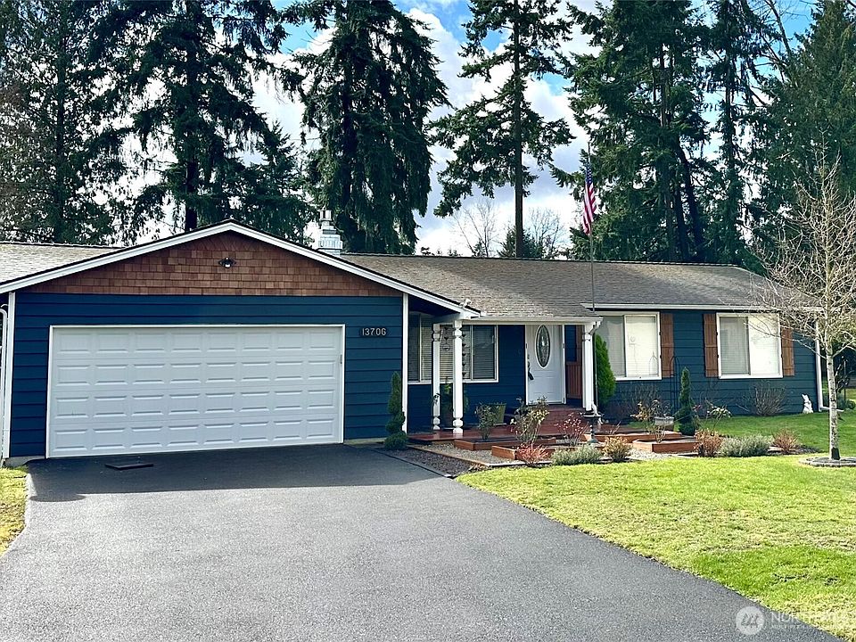 1st image of 13706 31st Drive SE