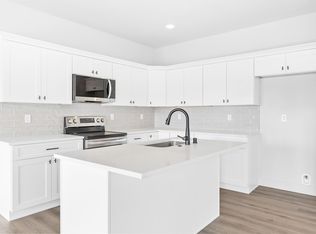 7547 Grapevine Ct, West Richland, WA