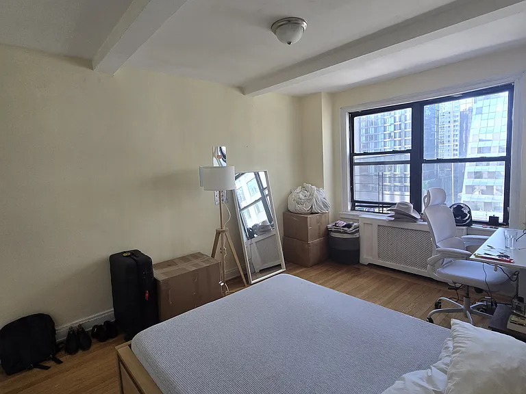 455 W 34th St #9BC — Photo 2