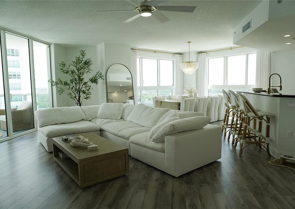 1st image of 241 RIVERSIDE DRIVE #2009