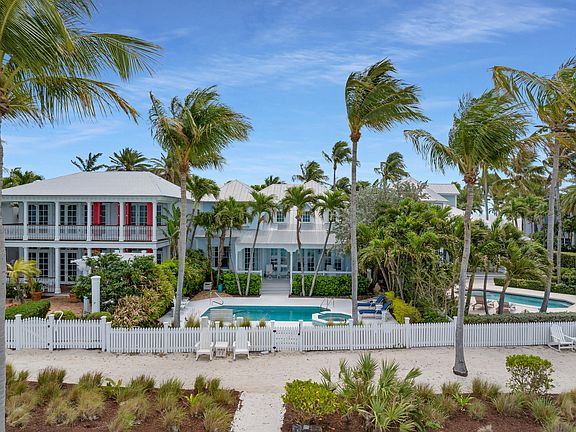 2nd image of 5 Sunset Key Dr