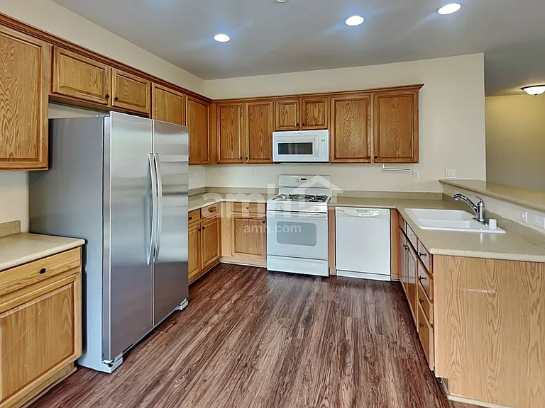 136 Palatial Pines Ave — Photo 3