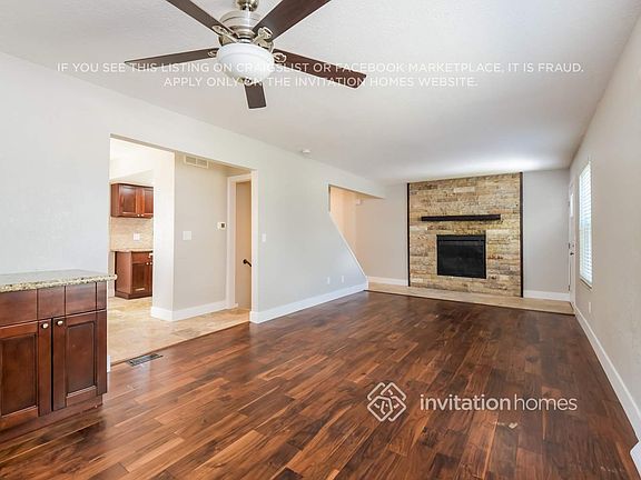 4th image of 10729 Owens St