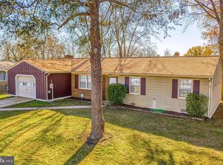 10713 Cedarwood Dr, Waldorf, MD 20601