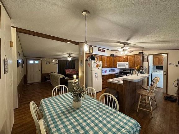 2nd image of 756 Highland Dr