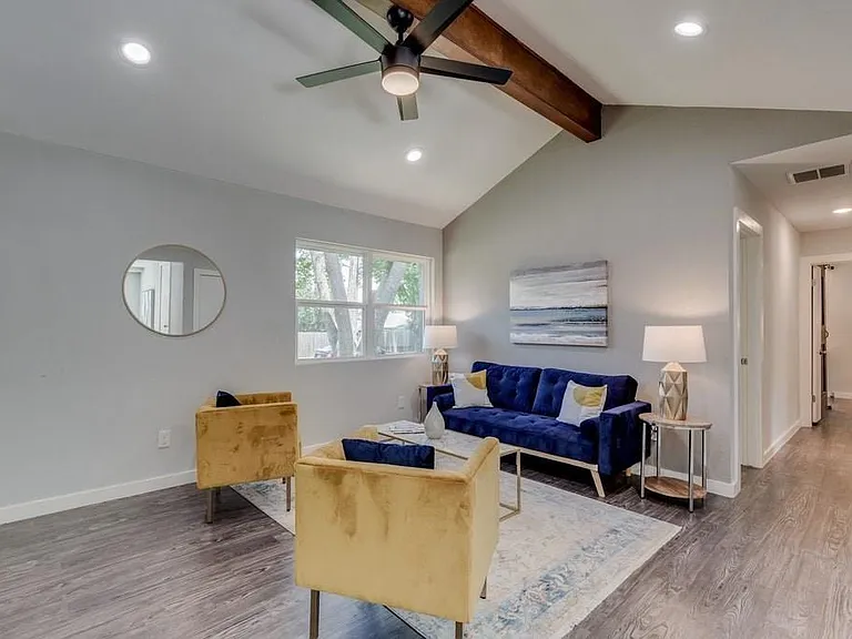 1512 Luray Dr — Photo 5