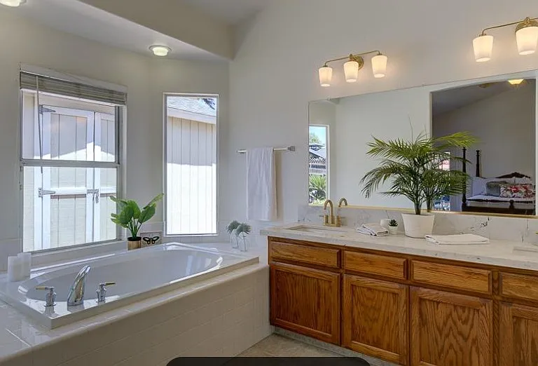 2684 E Kelso Ave — Photo 11