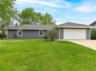 3828 W Minnesota Ave, Franklin, WI 53132