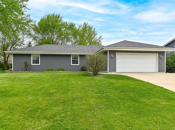 3828 West Minnesota AVENUE, Franklin, WI 53132