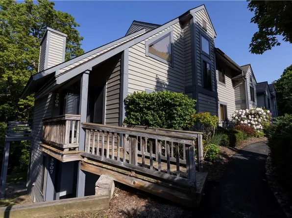 3908 Swiss Mountain Dr, Champion, PA 15622