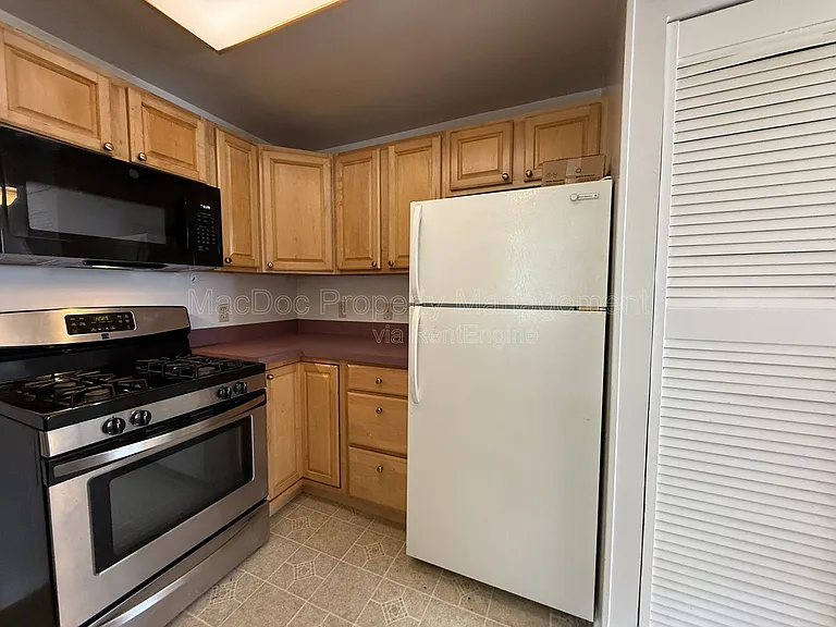 1115 Winchester St #A-K5 — Photo 6