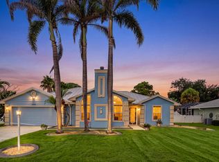 6908 Bronte Circle, Port St Lucie, FL 34952