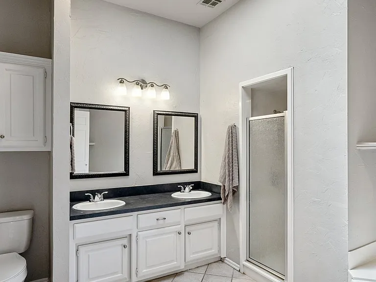 1809 Courtney Ln — Photo 22