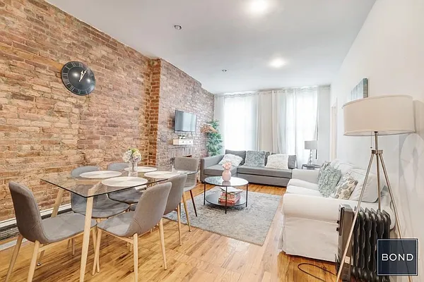 Rented by Bond New York | media 2