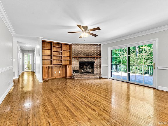 2nd image of 115 Hillside Dr