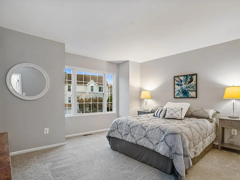 18728 Martins Landing Dr — Photo 14