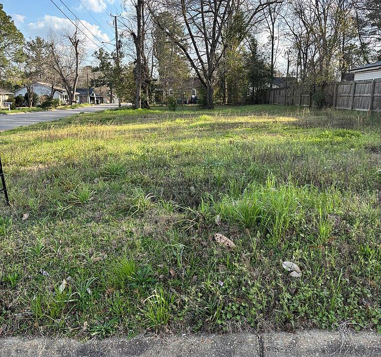 1st image of 1114 Hamilton St