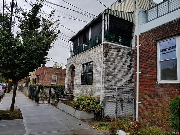 4th image of 3130 Seymour Ave