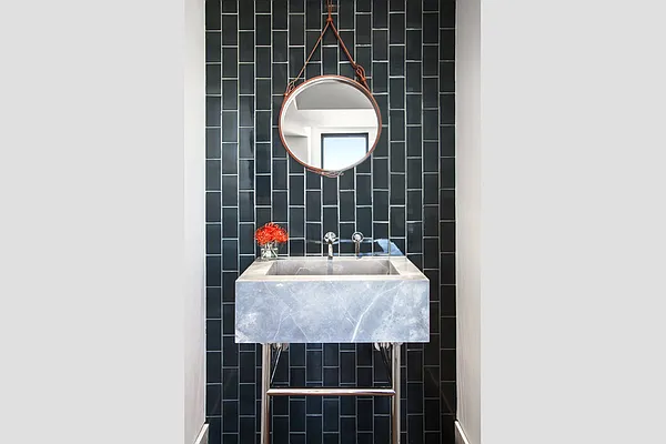 Sold by Stribling | media 19