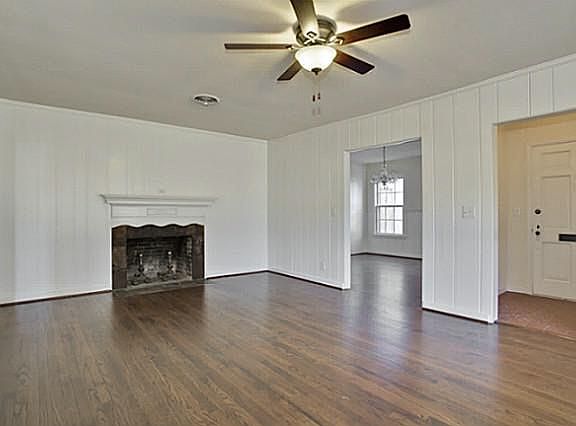 4th image of 6115 Locke Ave