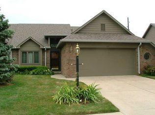 779 Cottage Ln, Greenwood, IN